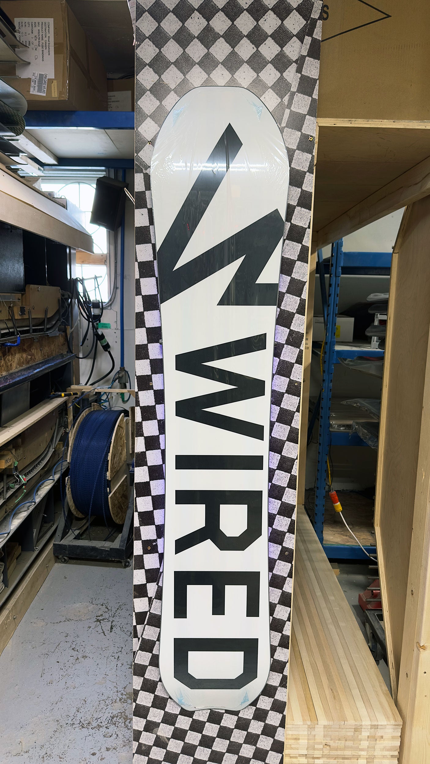 158cm Vantage Mars Bar Graphic